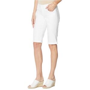 NWT Democracy Bermuda Shorts size 14p White Petite Ab Solution 10” inseam